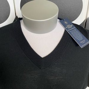 Hart Schaffner Marx wool sweater vest